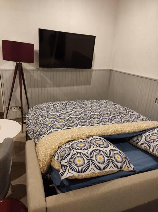 Bordeaux : Grand Studio Cosy Avec Cour Privative Экстерьер фото